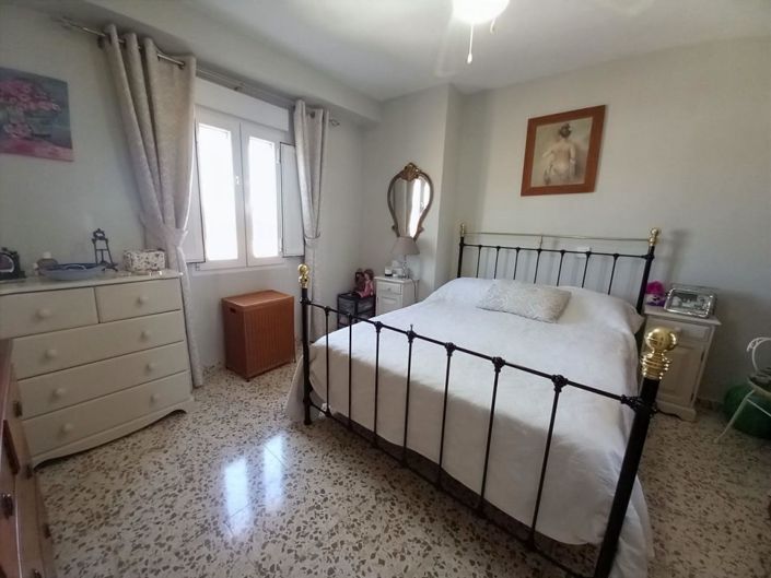 Image No.24-3 Bed Townhouse for sale