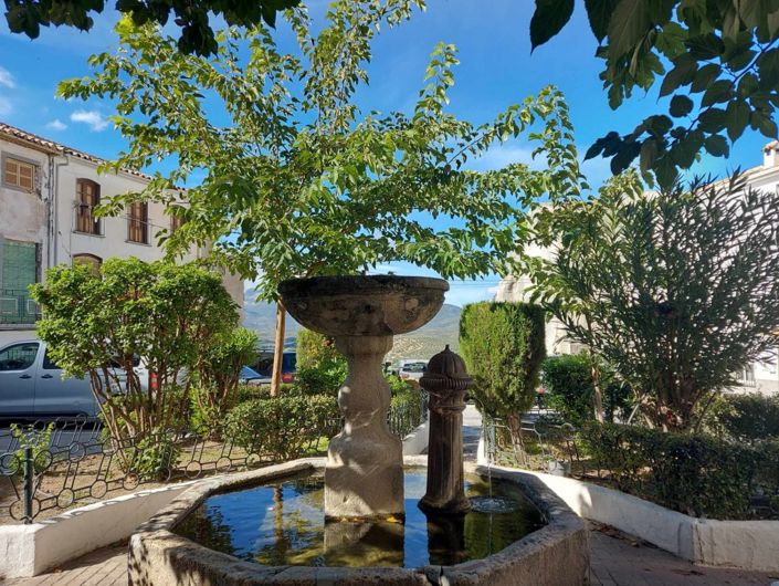 Image No.42-3 Bed Townhouse for sale