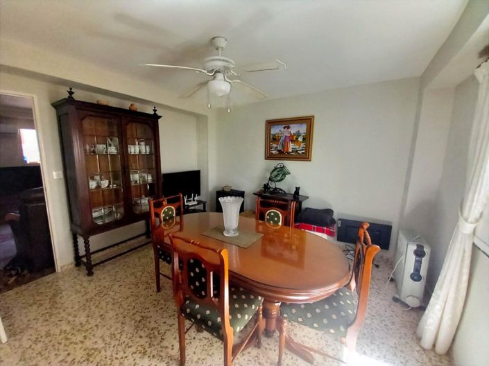 Image No.10-3 Bed Townhouse for sale