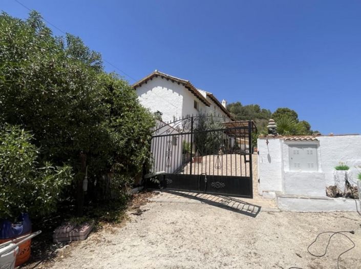 Image No.16-3 Bed Cortijo for sale