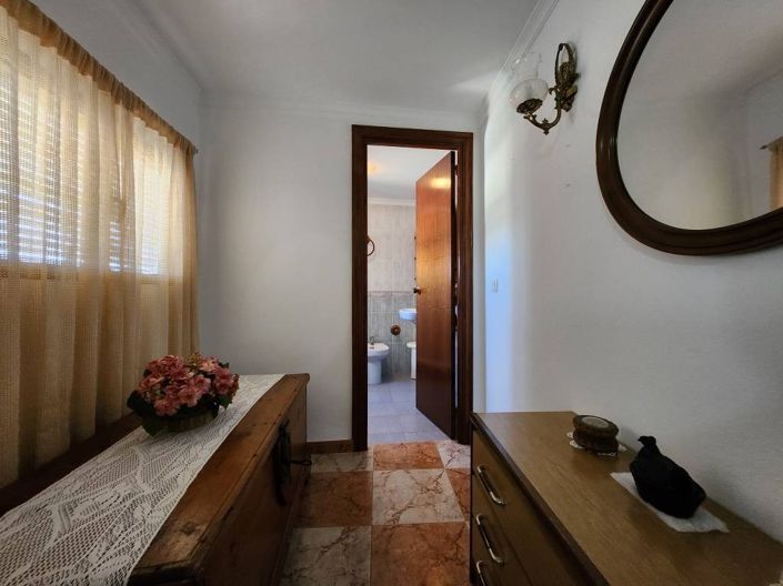 Image No.15-4 Bed Townhouse for sale