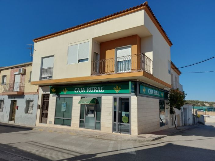 Image No.44-3 Bed Bungalow for sale