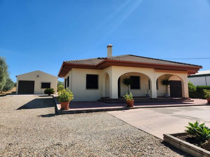 Image No.3-3 Bed Chalet for sale