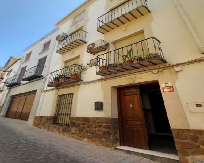 Image No.3-4 Bed Townhouse for sale