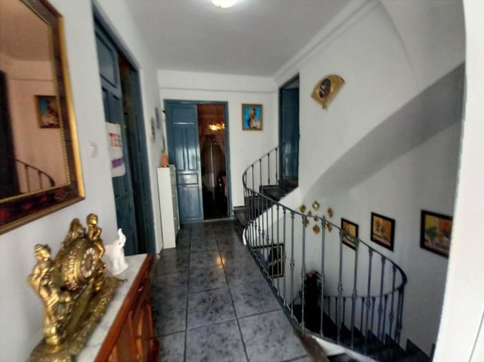 Image No.35-4 Bed Townhouse for sale