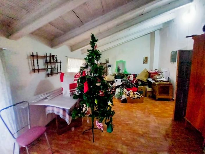 Image No.39-4 Bed Townhouse for sale