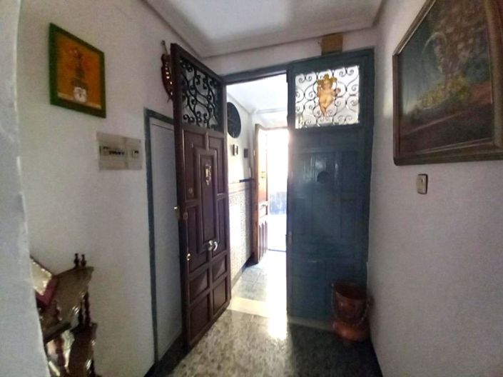 Image No.5-4 Bed Townhouse for sale