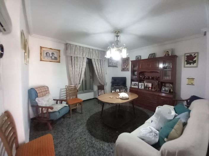 Image No.7-4 Bed Townhouse for sale