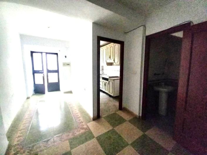 Image No.6-3 Bed Townhouse for sale