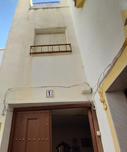 Image No.3-5 Bed Townhouse for sale