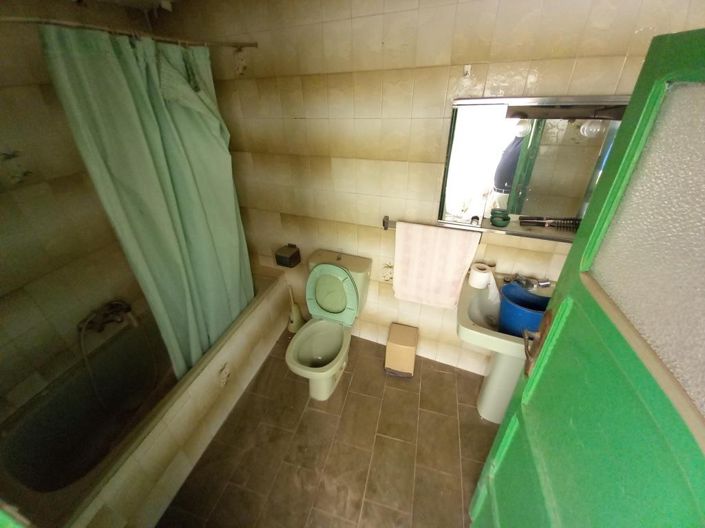 Image No.22-5 Bed Townhouse for sale