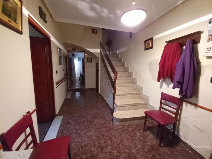 Image No.4-5 Bed Townhouse for sale