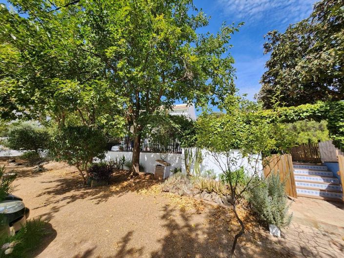 Image No.17-6 Bed Country House for sale