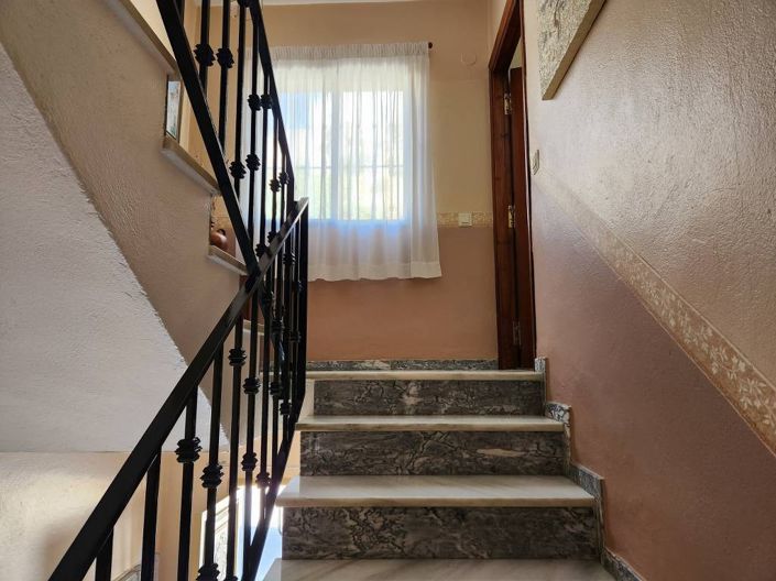 Image No.3-3 Bed Apartment for sale