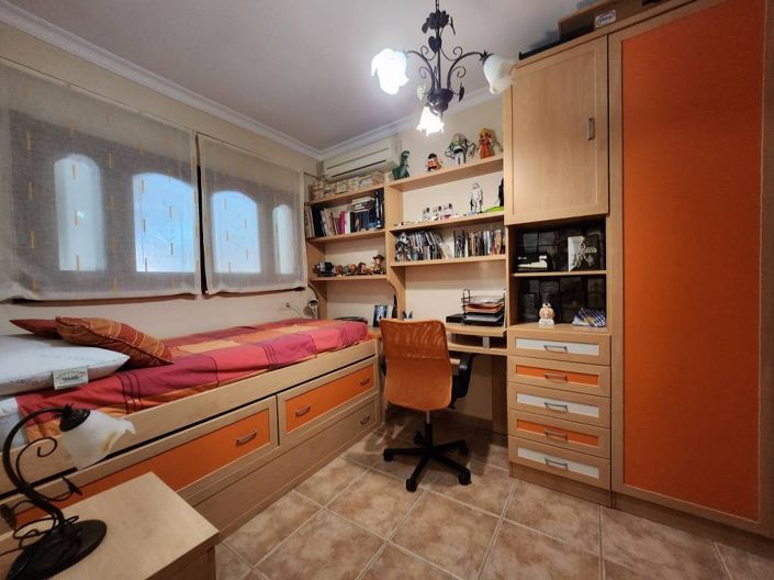 Image No.8-3 Bed Apartment for sale