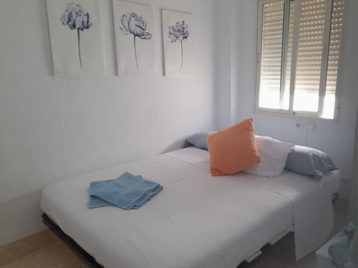 Image No.13-3 Bed Townhouse for sale