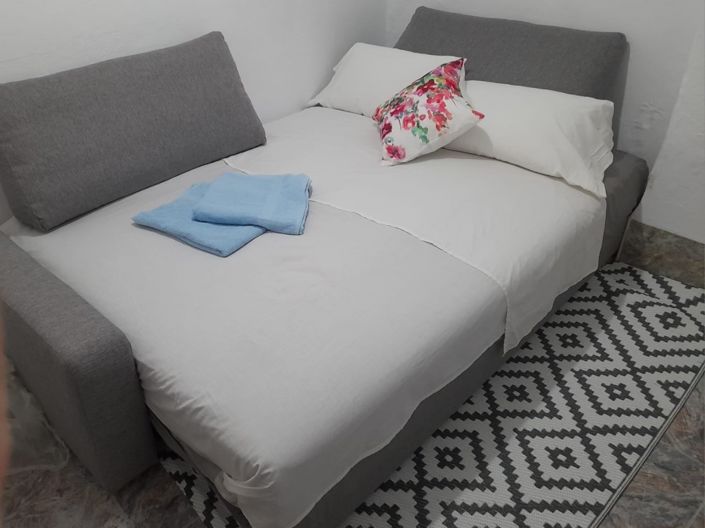 Image No.14-3 Bed Townhouse for sale