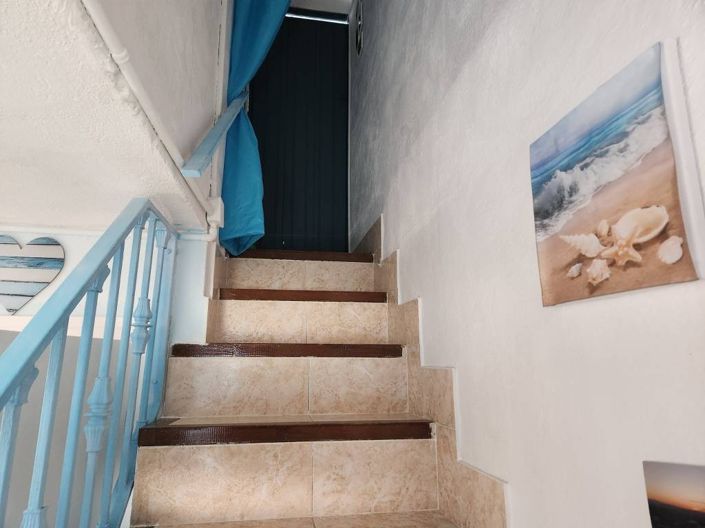 Image No.17-3 Bed Townhouse for sale