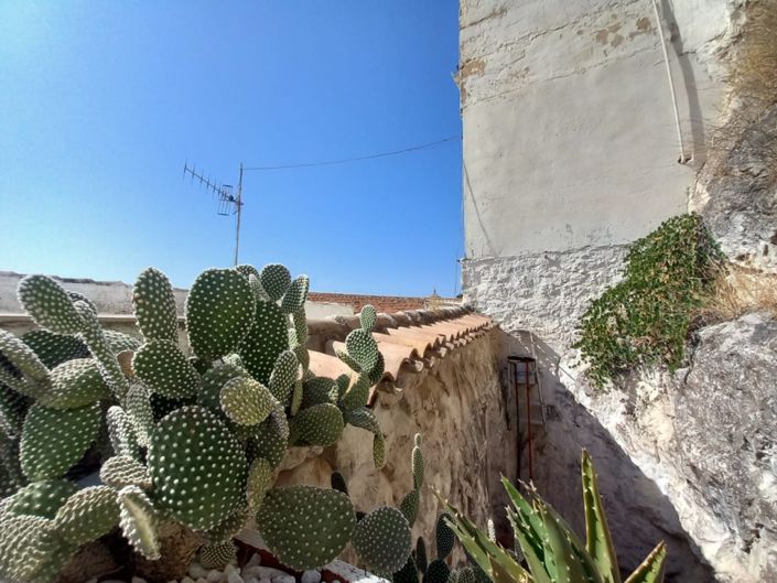 Image No.38-2 Bed Townhouse for sale