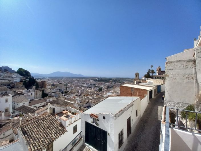 Image No.39-2 Bed Townhouse for sale