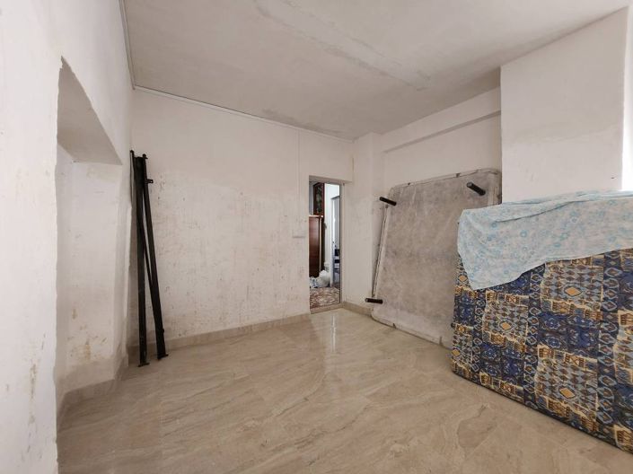 Image No.13-2 Bed Townhouse for sale