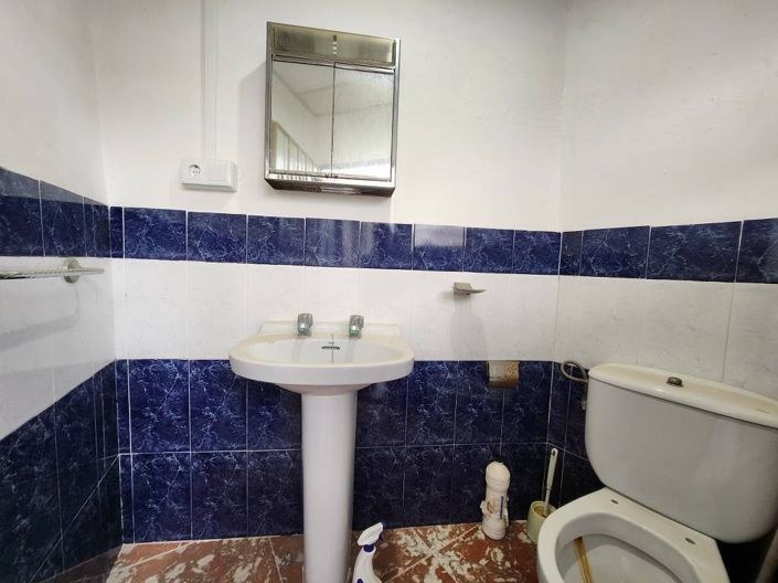 Image No.10-2 Bed Townhouse for sale