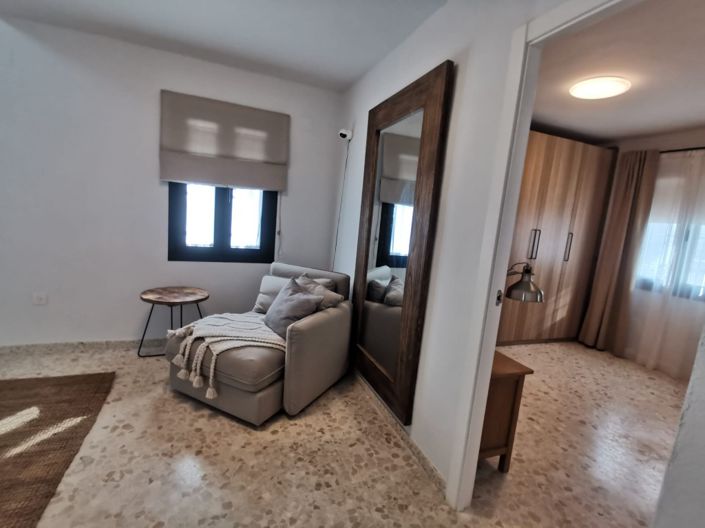 Image No.16-4 Bed Village House for sale