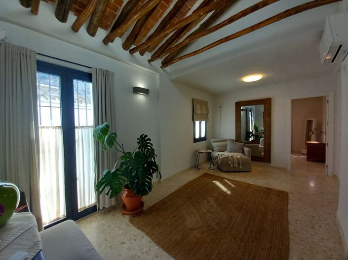 Image No.20-4 Bed Village House for sale