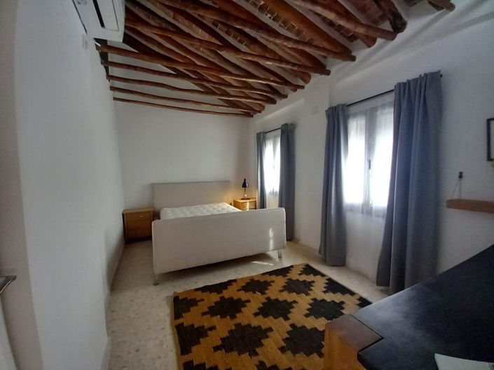 Image No.21-4 Bed Village House for sale