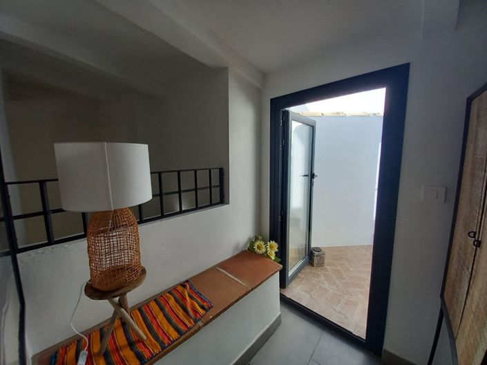 Image No.25-4 Bed Village House for sale