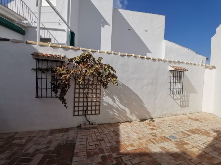 Image No.47-4 Bed Village House for sale