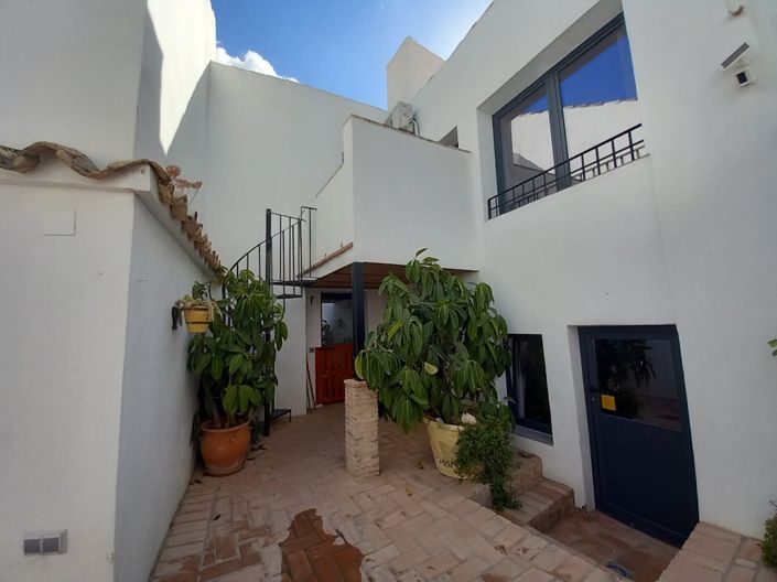 Image No.50-4 Bed Village House for sale