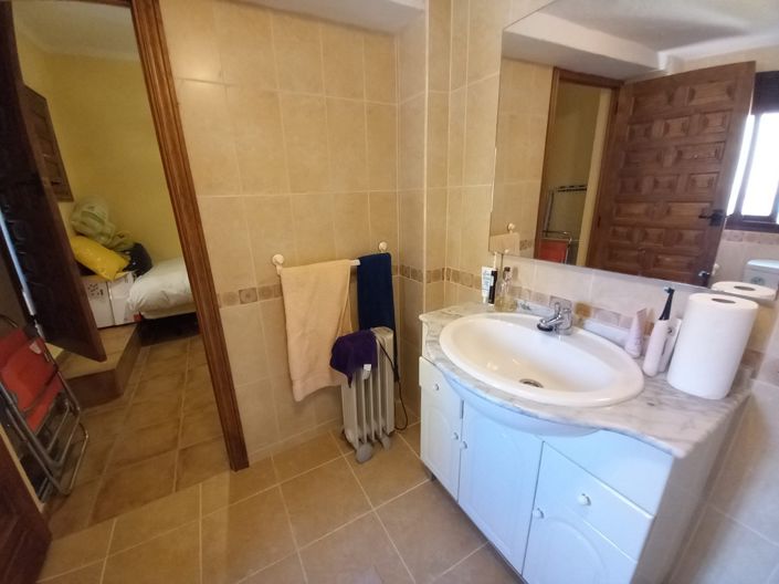 Image No.25-2 Bed Village House for sale