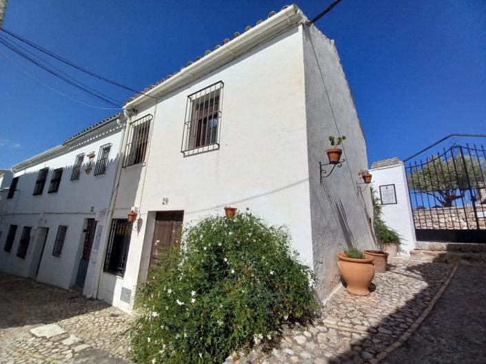 Image No.4-2 Bed Village House for sale