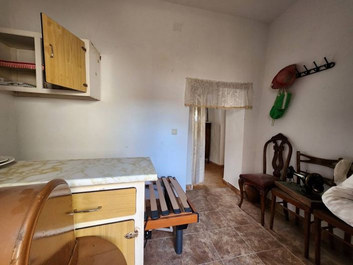 Image No.15-4 Bed Townhouse for sale