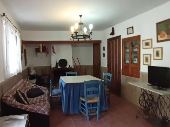 Image No.3-4 Bed Townhouse for sale