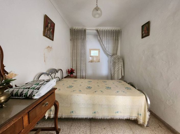 Image No.10-5 Bed Townhouse for sale