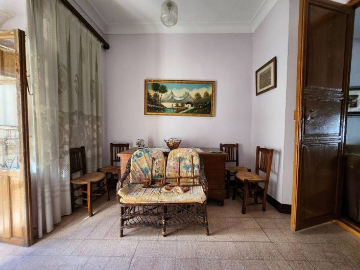 Image No.10-5 Bed Townhouse for sale