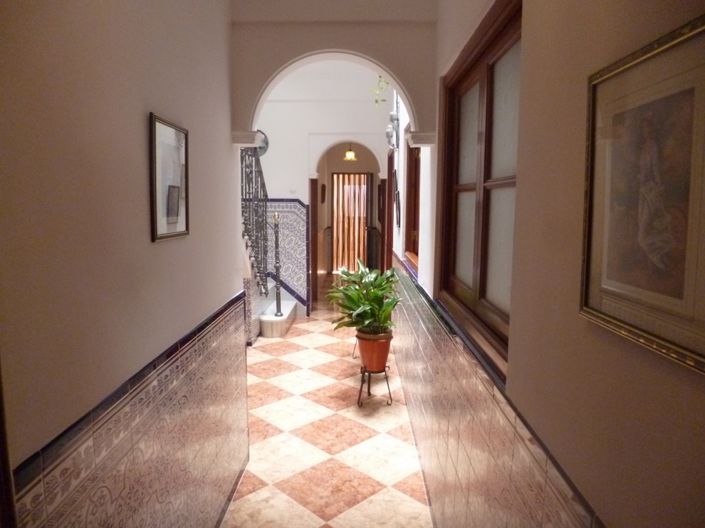 Image No.4-5 Bed Property for sale