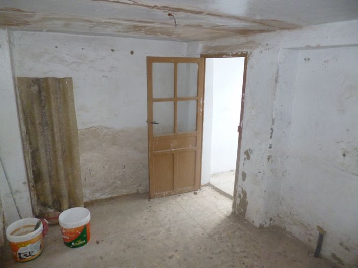 Image No.5-2 Bed Townhouse for sale