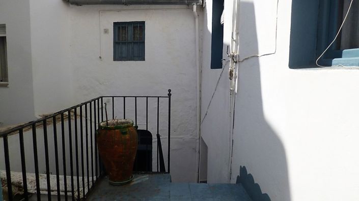 Image No.27-5 Bed Townhouse for sale