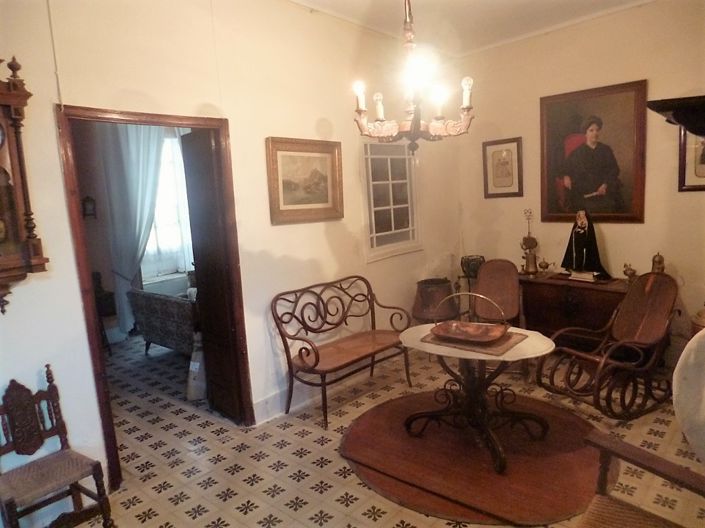 Image No.29-6 Bed Townhouse for sale