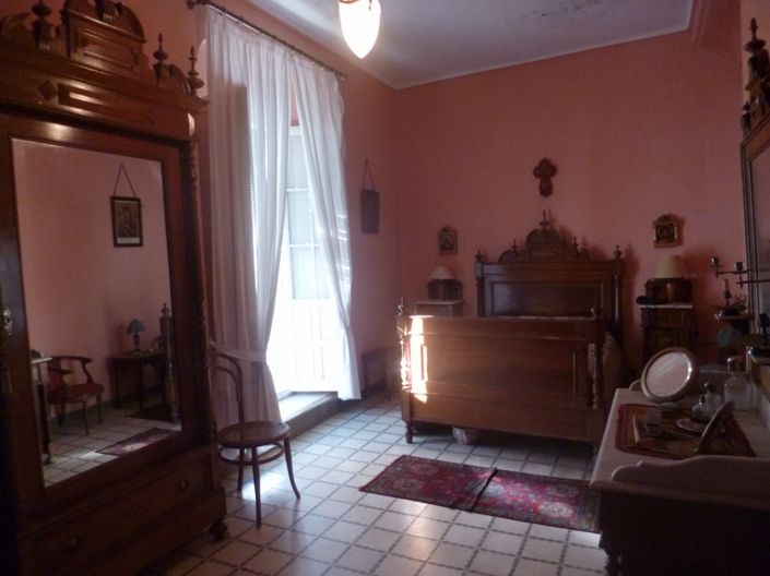 Image No.5-6 Bed Townhouse for sale