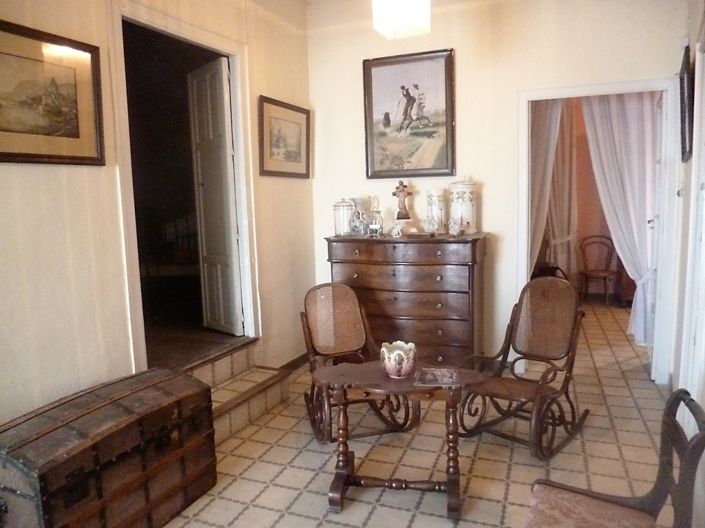 Image No.8-6 Bed Townhouse for sale