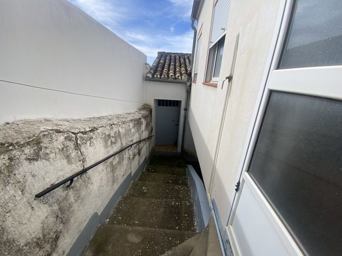 Image No.13-3 Bed Townhouse for sale