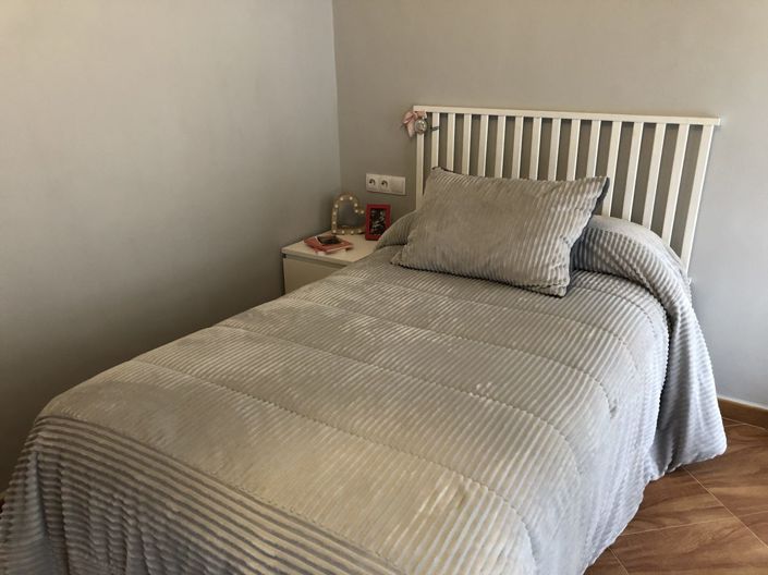 Image No.18-6 Bed Townhouse for sale