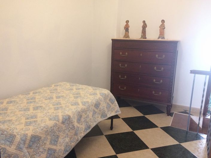 Image No.9-3 Bed Townhouse for sale