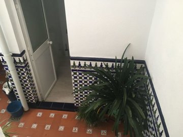 1 - Olvera, Property