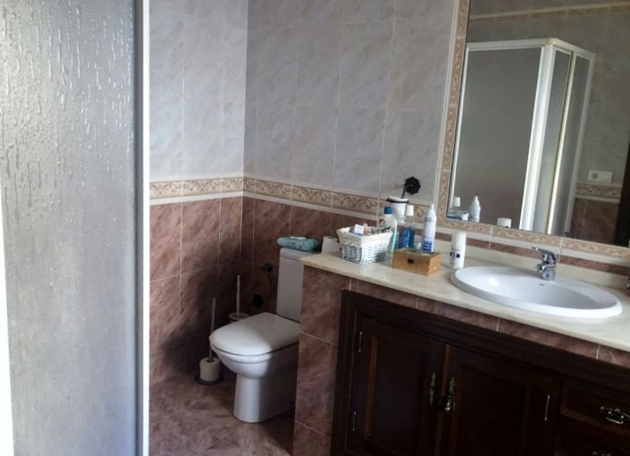 Image No.13-4 Bed Property for sale