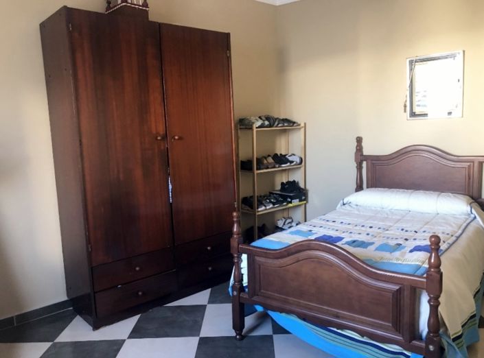 Image No.17-4 Bed Property for sale